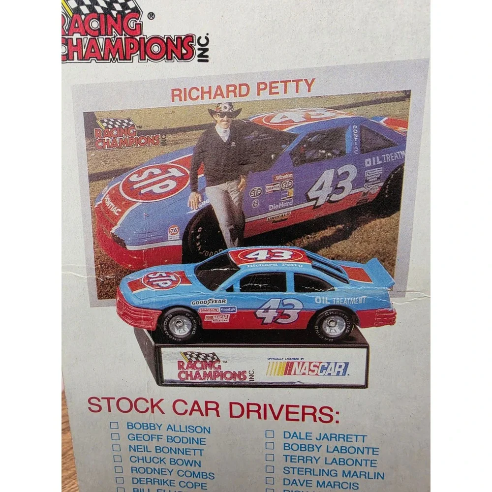 Racing Champions 1991 NASCAR Richard Petty 43 STP Pontiac Die Cast Stock Car New